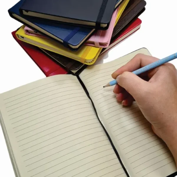 Caderno Executivo A5 com Capa Sintética e Elástico 14x21cm
