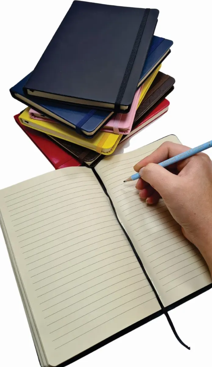 Caderno Executivo A5 com Capa Sintética e Elástico 14x21cm