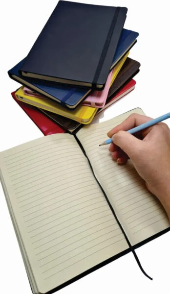 Caderno Executivo A5 com Capa Sintética e Elástico 14x21cm - Personalização já inclusa no preço